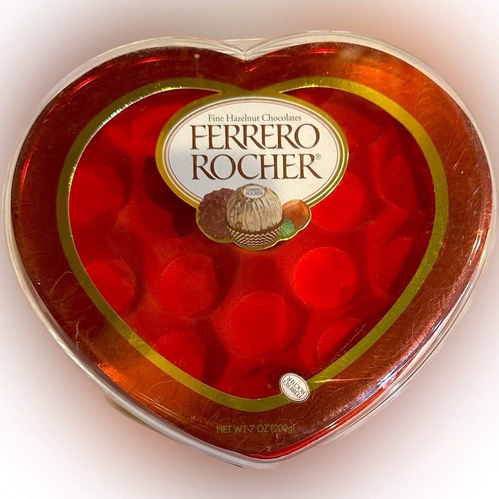 FERRERO ROCHER CLEAR HEART CHOCOLATE BOX VALENTINE GIFT ENGAGEMENT PROPOSAL 7.75